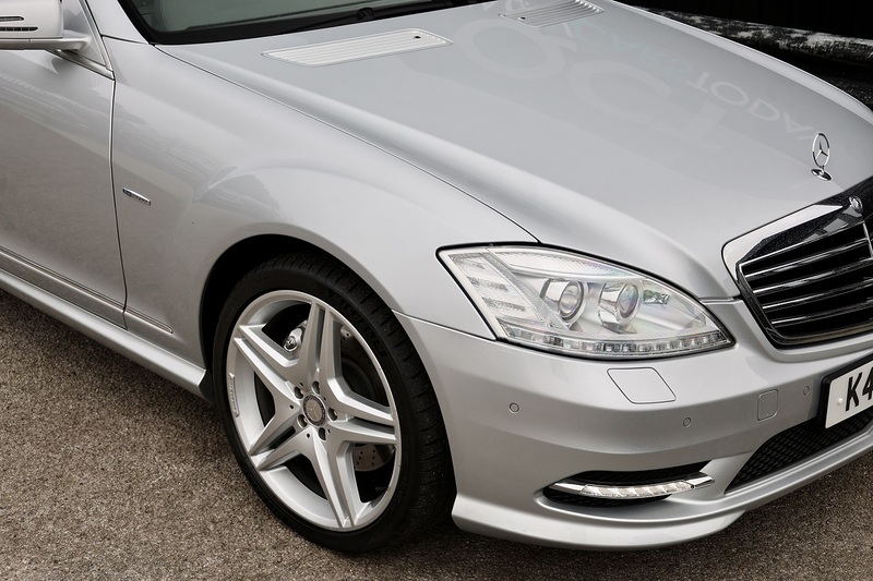 Mercedes-Benz S350 CDI AMG Sports Pack + Sunroof + Full Main Dealer History Image 15