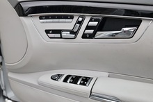 Mercedes-Benz S350 CDI AMG Sports Pack + Sunroof + Full Main Dealer History - Thumb 24