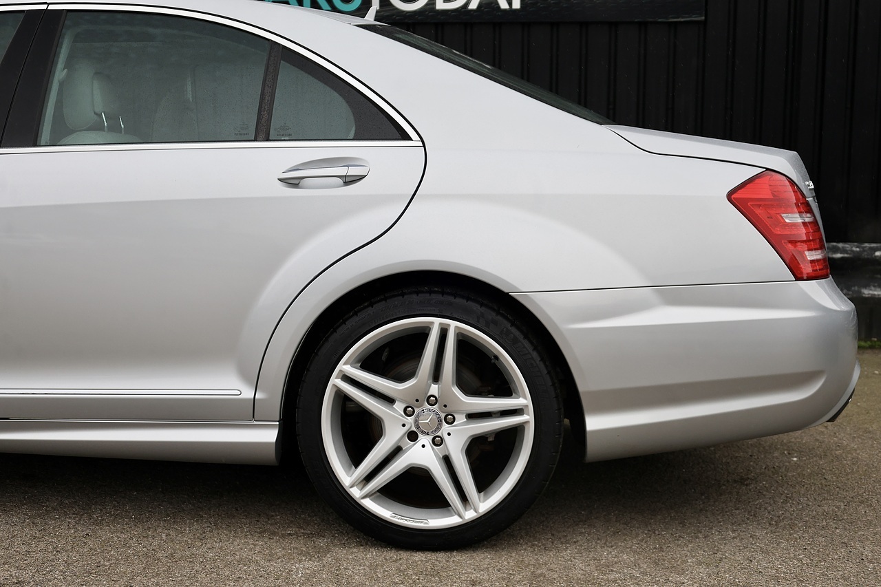 Mercedes-Benz S350 CDI AMG Sports Pack + Sunroof + Full Main Dealer History - Large 28