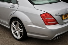 Mercedes-Benz S350 CDI AMG Sports Pack + Sunroof + Full Main Dealer History - Thumb 29