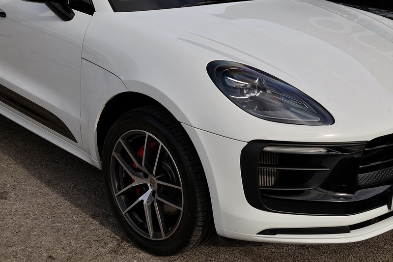 Porsche Macan S 1 Owner + Full Porsche Main Dealer + £11k in cost options Image 17