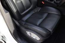 Porsche Macan S 1 Owner + Full Porsche Main Dealer + £11k in cost options - Thumb 21