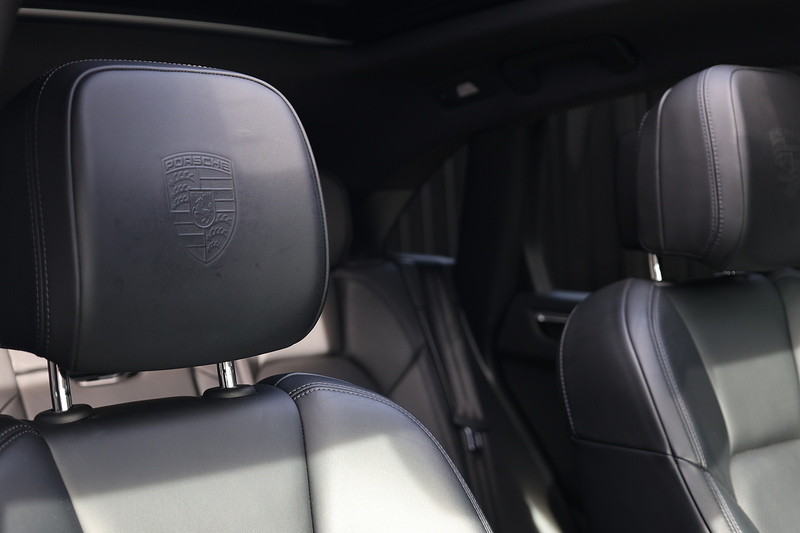 Porsche Macan S 1 Owner + Full Porsche Main Dealer + £11k in cost options Image 22