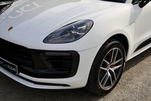 Porsche Macan S 1 Owner + Full Porsche Main Dealer + £11k in cost options - Thumb 36