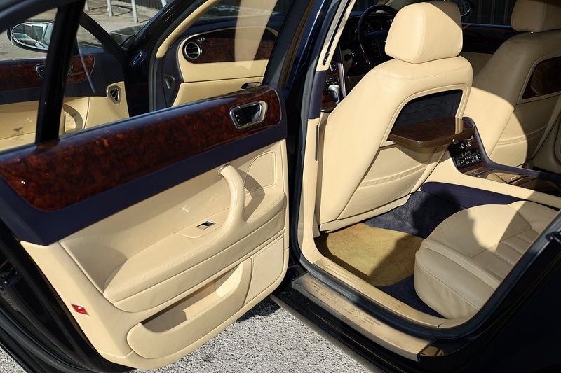 Bentley Continental Flying Spur 6.0 W12 +  4 Seats + High Spec + Previously Sold by Ourselves Image 43
