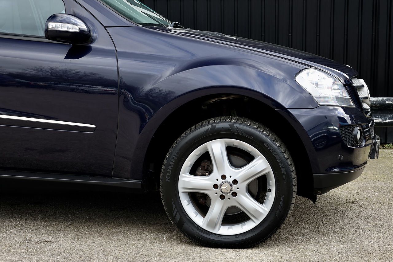 Mercedes-Benz ML 280 CCDI Sport 1 Former Keeper + Full Service History - Large 21