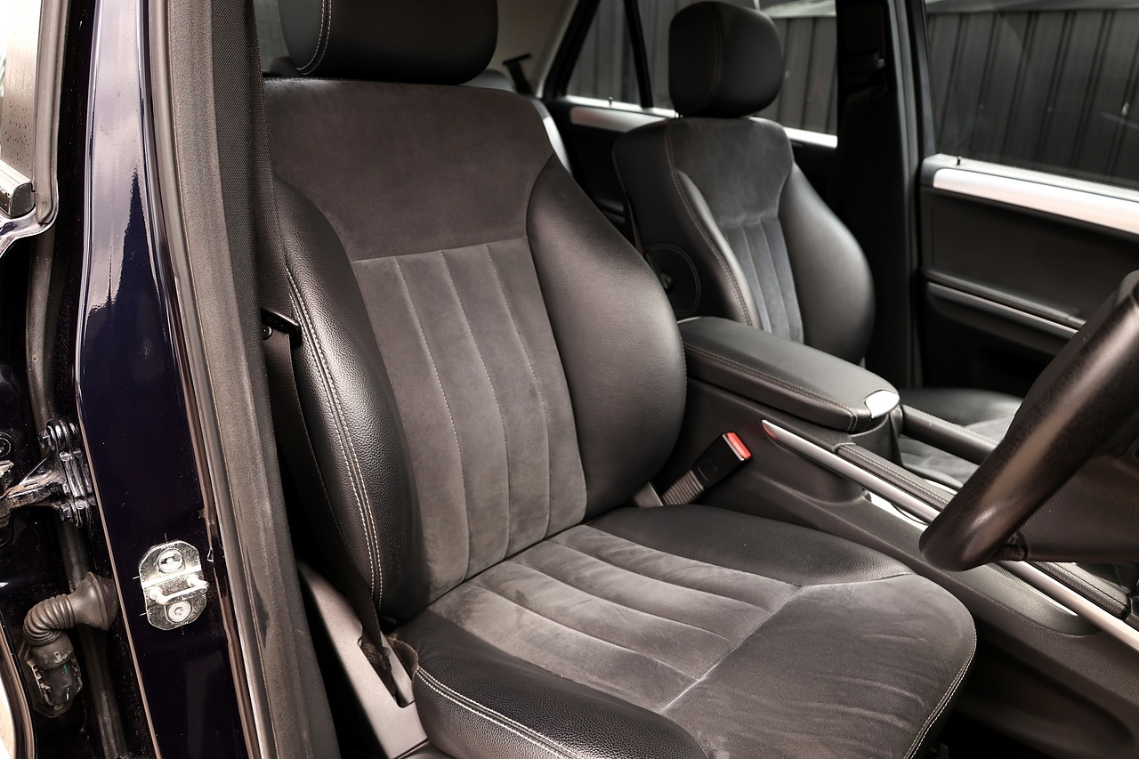 Mercedes-Benz ML 280 CCDI Sport 1 Former Keeper + Full Service History - Large 13