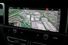 Porsche Macan S 1 Lady Owner + Full Porsche History + Porsche Warranty - Thumb 16