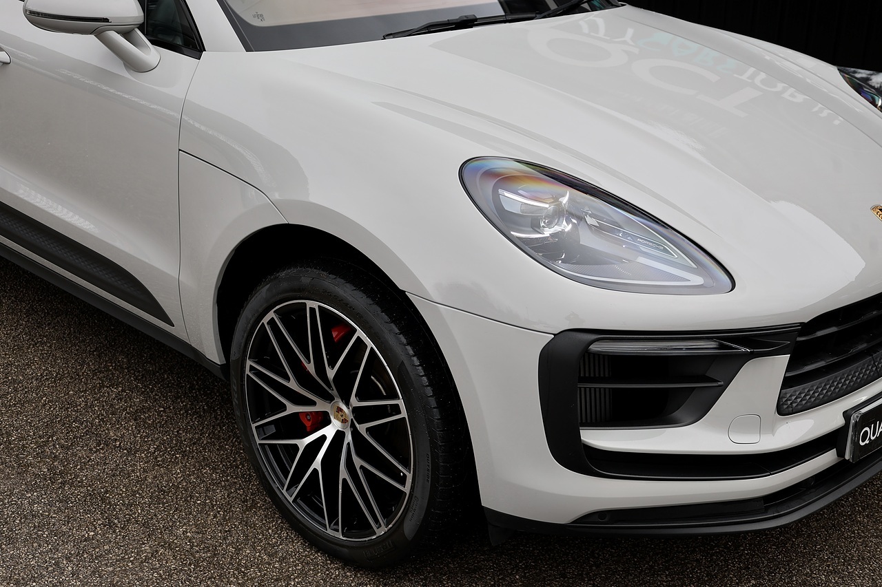 Porsche Macan S 1 Lady Owner + Full Porsche History + Porsche Warranty - Large 27