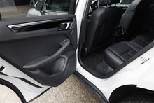 Porsche Macan S 1 Lady Owner + Full Porsche History + Porsche Warranty - Thumb 36