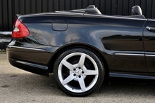 Mercedes-Benz CLK 280 AMG Sport Convertible 2 Former Keepers + Desirable Specification - Thumb 16