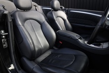 Mercedes-Benz CLK 280 AMG Sport Convertible 2 Former Keepers + Desirable Specification - Thumb 21