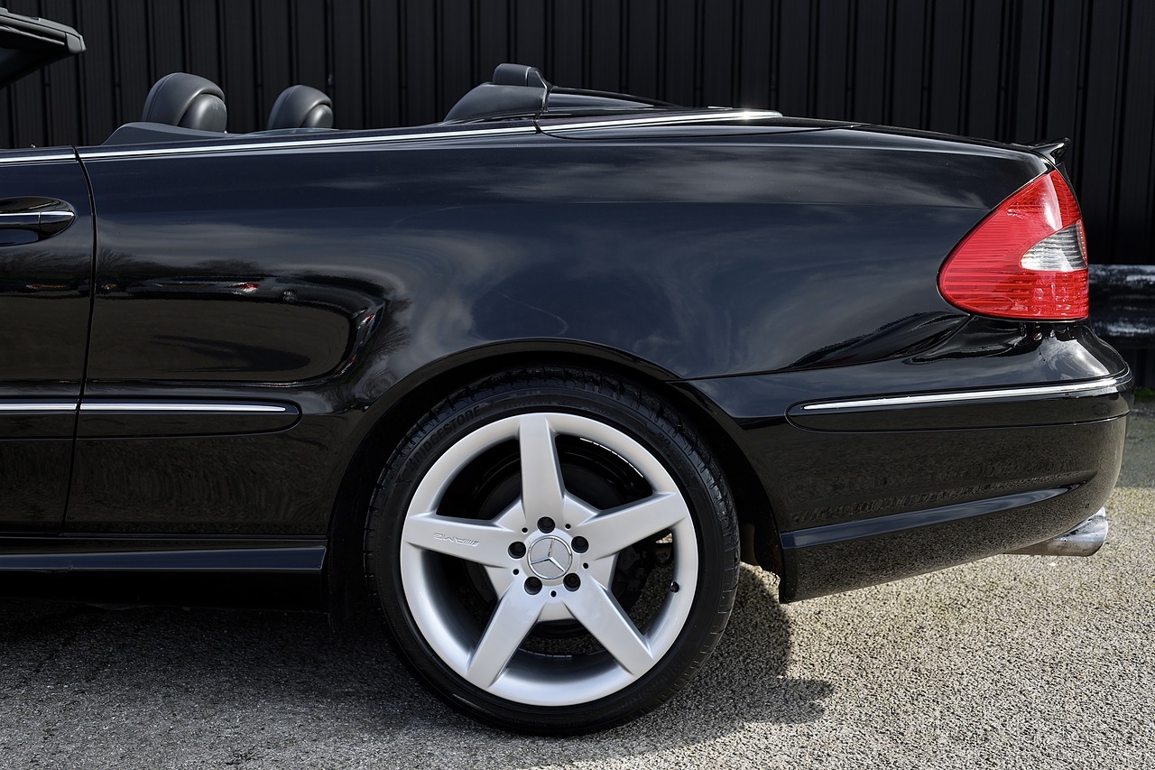 Mercedes-Benz CLK 280 AMG Sport Convertible 2 Former Keepers + Desirable Specification - Large 26