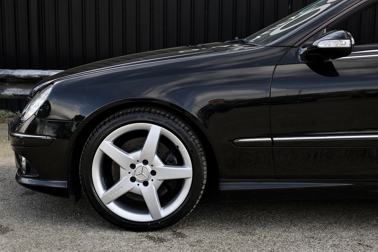 Mercedes-Benz CLK 280 AMG Sport Convertible 2 Former Keepers + Desirable Specification - Large 25