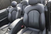 Mercedes-Benz CLK 280 AMG Sport Convertible 2 Former Keepers + Desirable Specification - Thumb 9