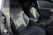 Audi A5 S-Line Black Edition Audi Warranty + Virtual Cockpit + Black Edition - Thumb 7