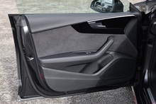 Audi A5 S-Line Black Edition Audi Warranty + Virtual Cockpit + Black Edition - Thumb 29