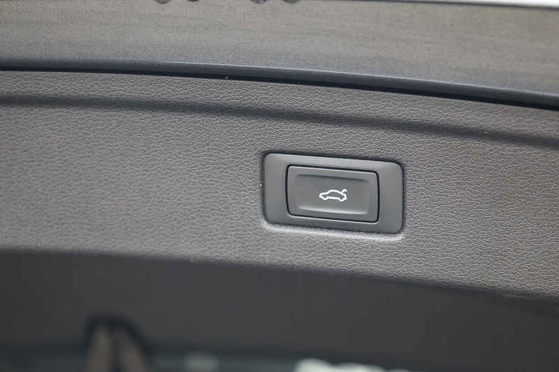 Audi A5 S-Line Black Edition Audi Warranty + Virtual Cockpit + Black Edition Image 31