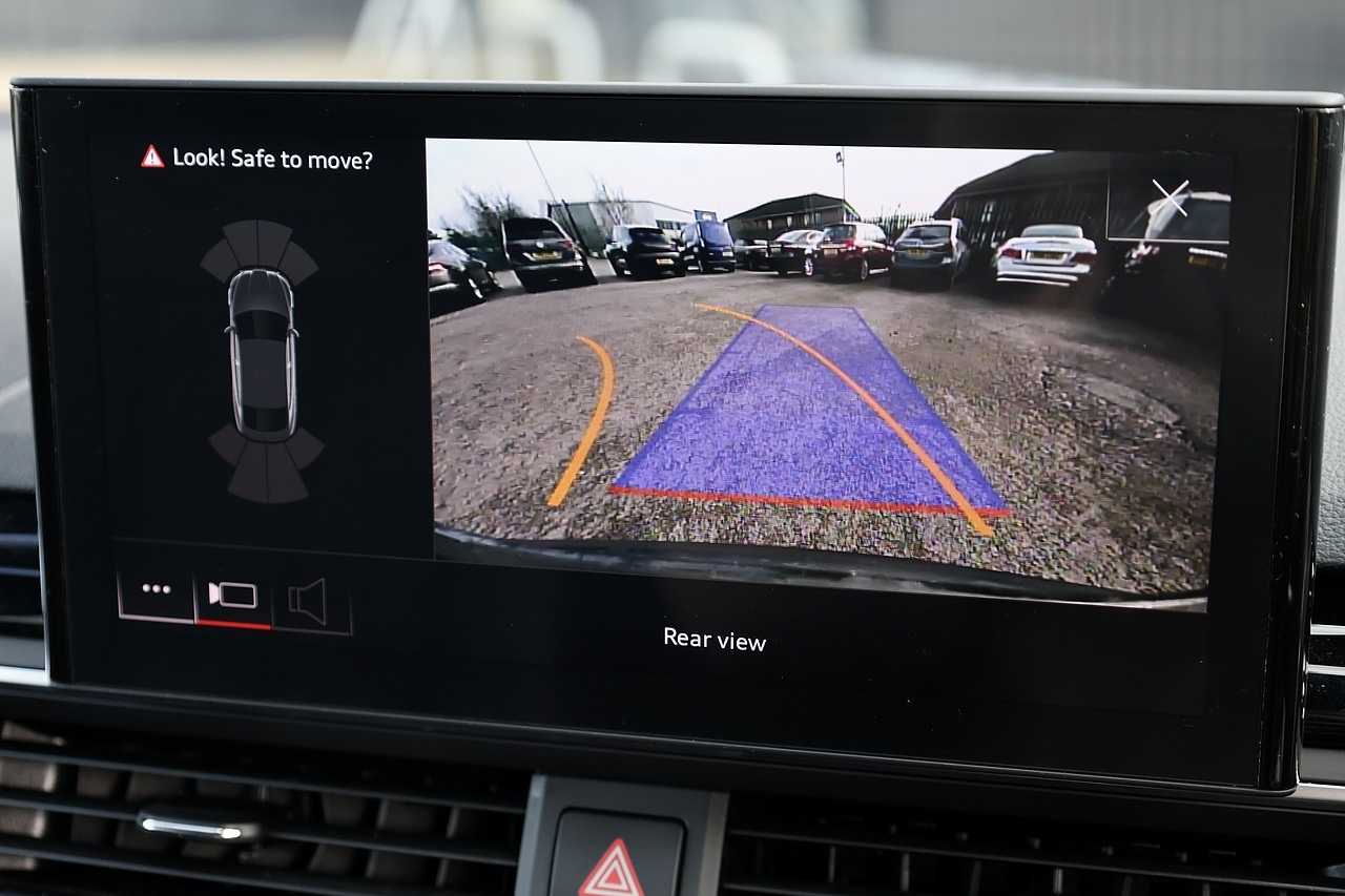 Audi A5 S-Line Black Edition Audi Warranty + Virtual Cockpit + Black Edition - Large 32