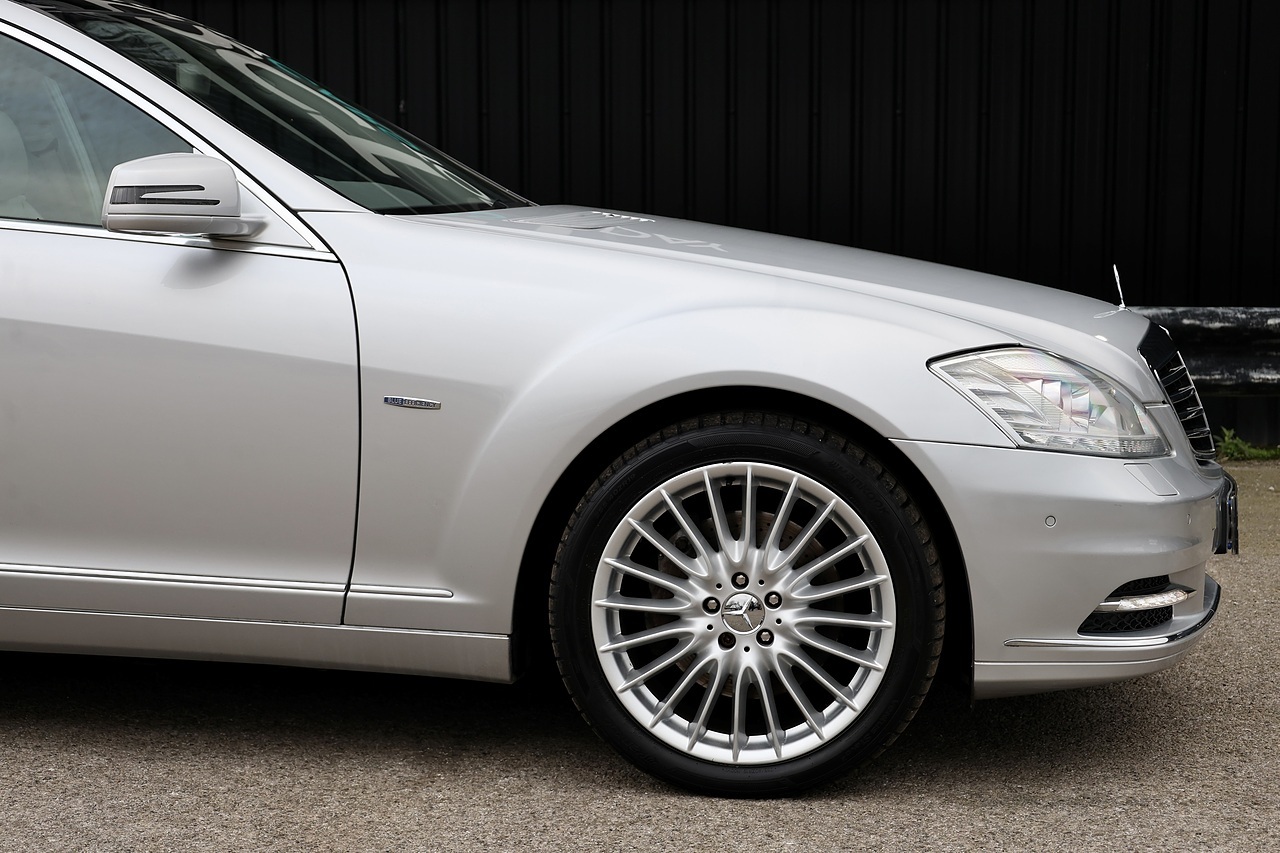 Mercedes-Benz S350 L Full Mercedes Main Dealer History + Panoramic Roof - Large 14