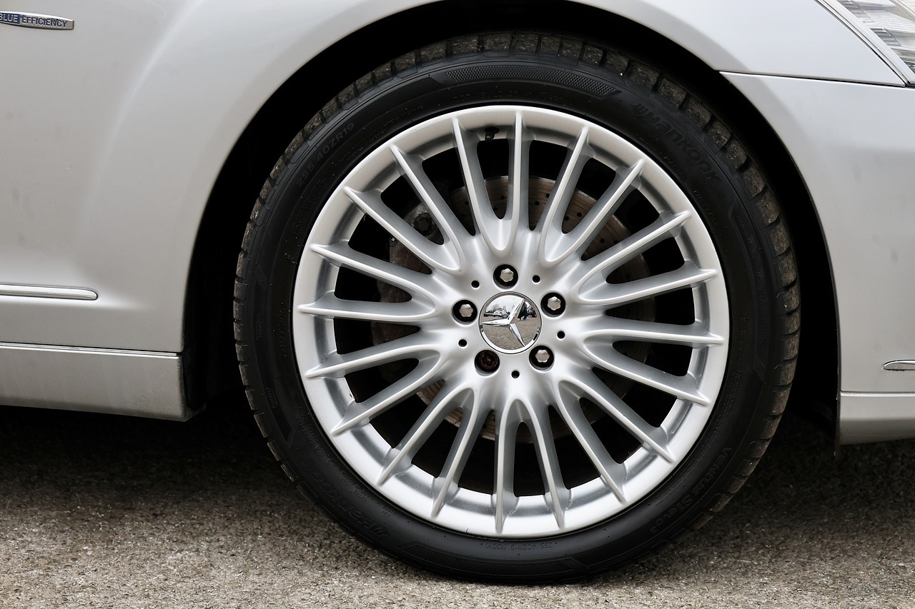 Mercedes-Benz S350 L Full Mercedes Main Dealer History + Panoramic Roof - Large 36