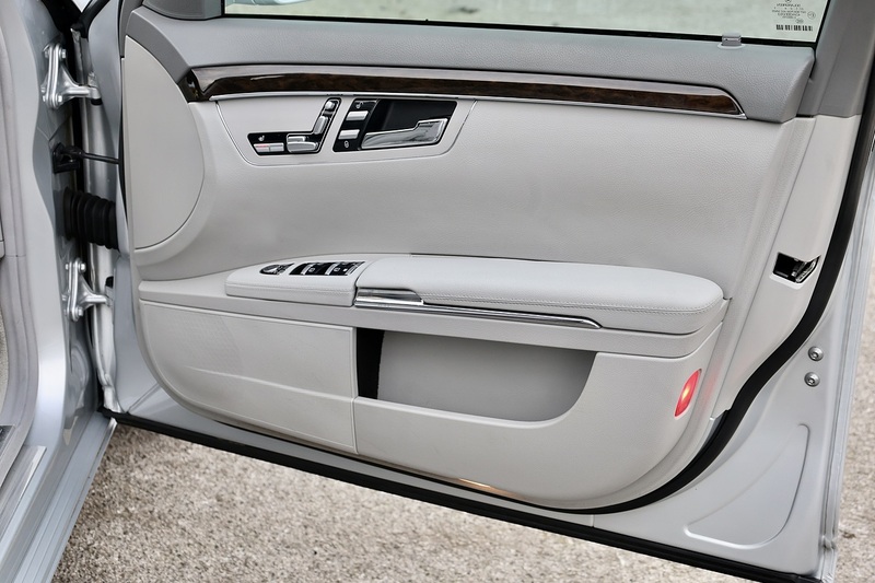 Mercedes-Benz S350 L Full Mercedes Main Dealer History + Panoramic Roof Image 16