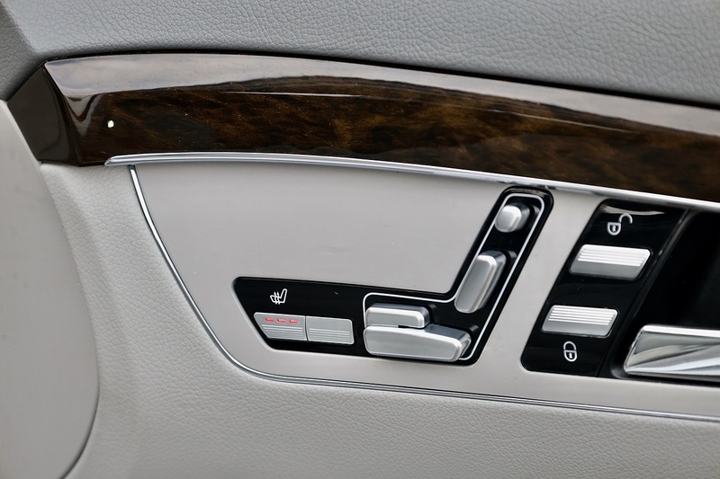 Mercedes-Benz S350 L Full Mercedes Main Dealer History + Panoramic Roof Image 17