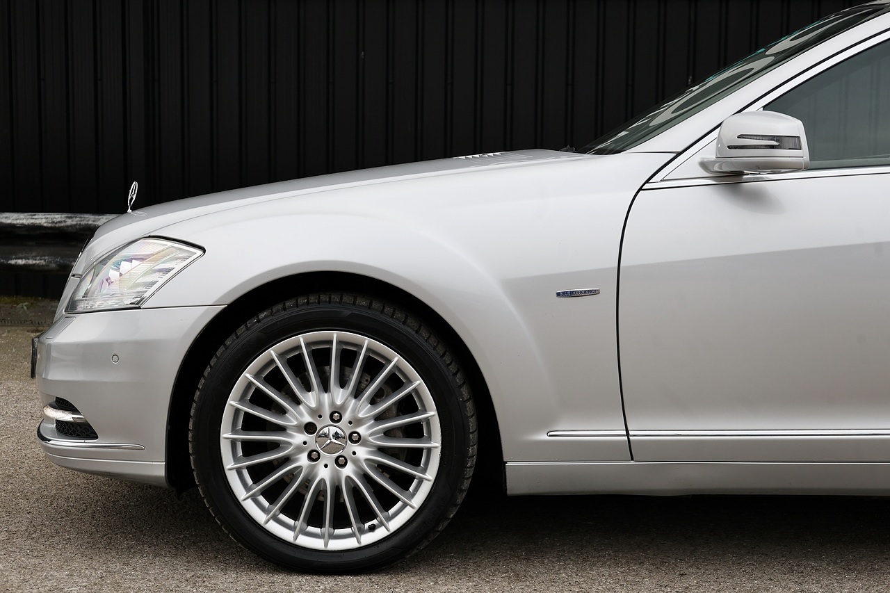 Mercedes-Benz S350 L Full Mercedes Main Dealer History + Panoramic Roof - Large 40