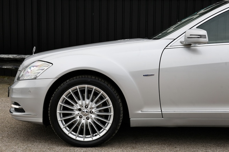 Mercedes-Benz S350 L Full Mercedes Main Dealer History + Panoramic Roof Image 40