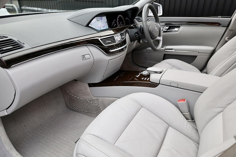 Full Mercedes Main Dealer History + Panoramic Roof