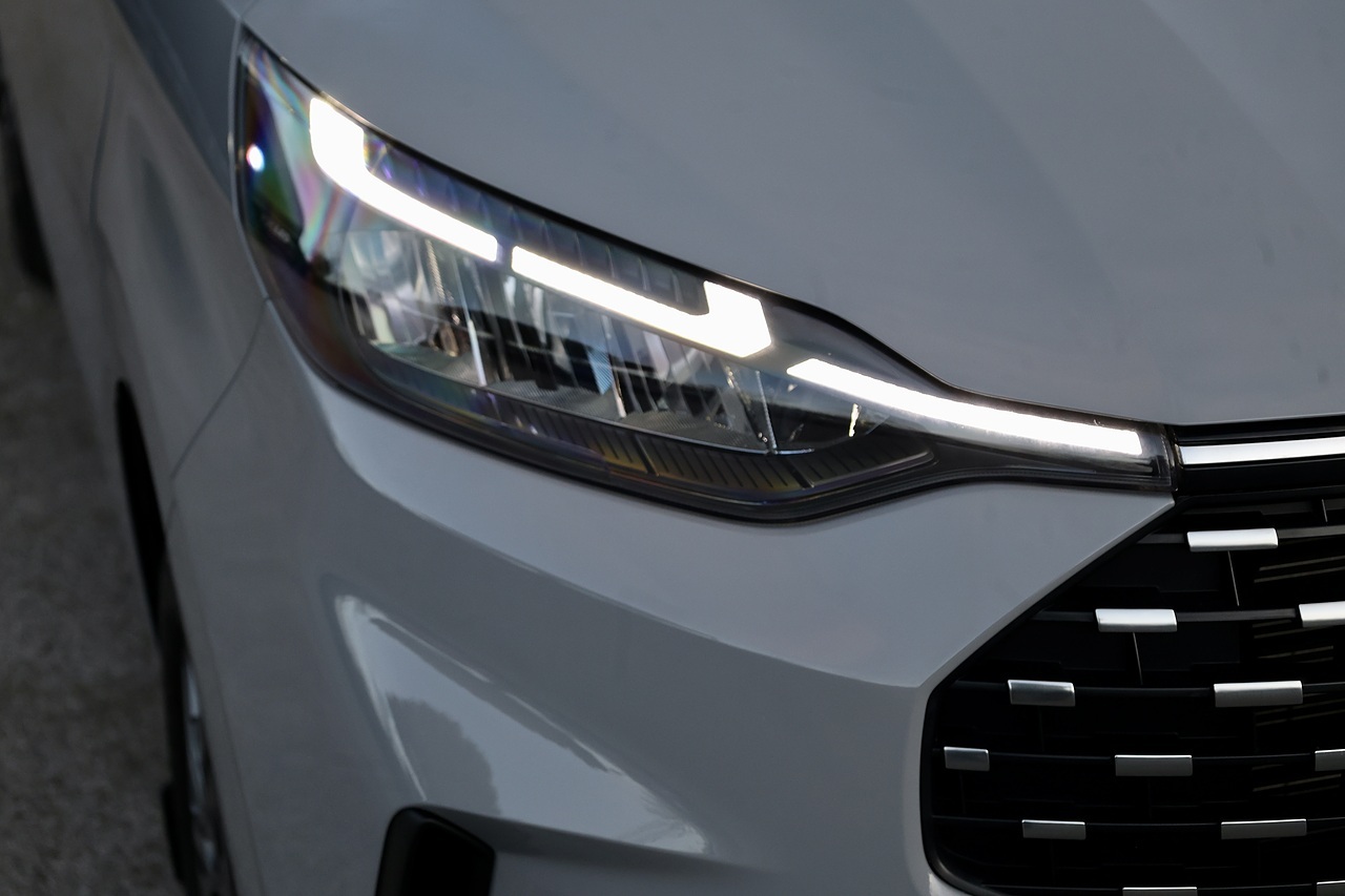 Ford Tourneo Custom Titanium Luxe 1 Private Owner + NO VAT + £68,000 List Price - Large 12