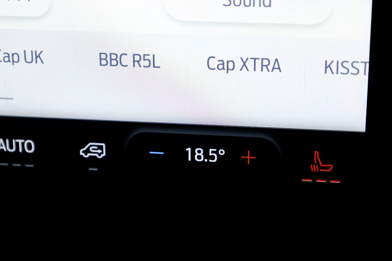 Ford Tourneo Custom Titanium Luxe 1 Private Owner + NO VAT + £68,000 List Price - Large 14