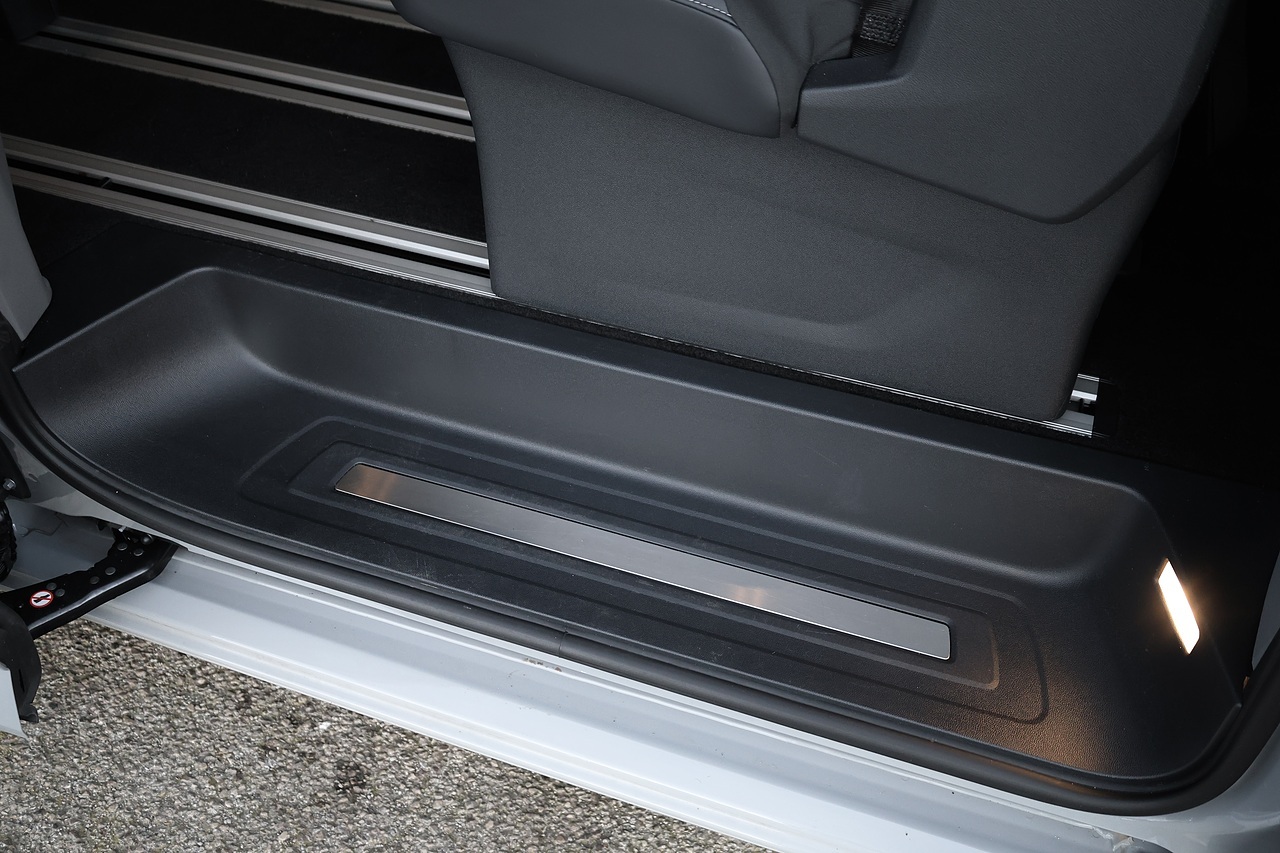 Ford Tourneo Custom Titanium Luxe 1 Private Owner + NO VAT + £68,000 List Price - Large 19