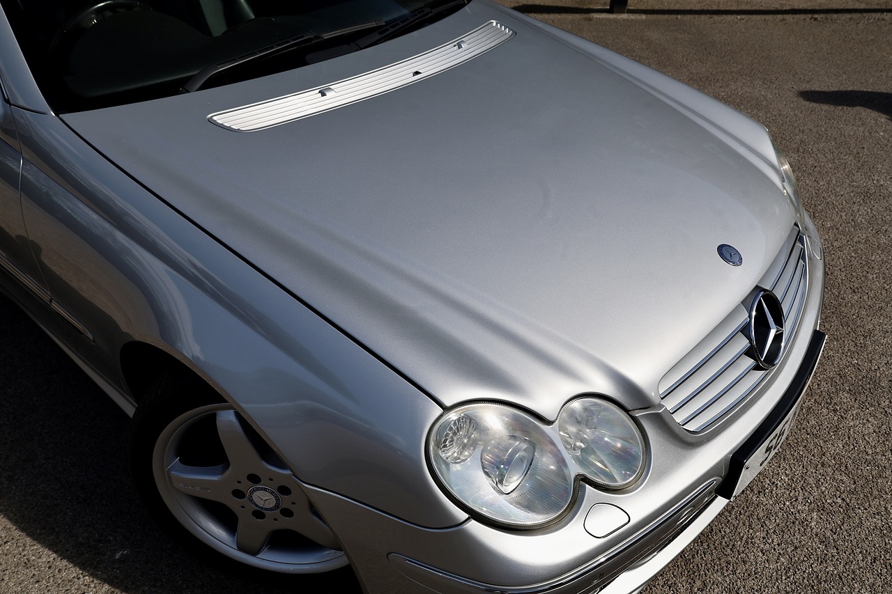 Mercedes-Benz CLK 320 Elegance Factory AMG Styling + AMG Wheels + Sunroof + Very Rare - Large 5