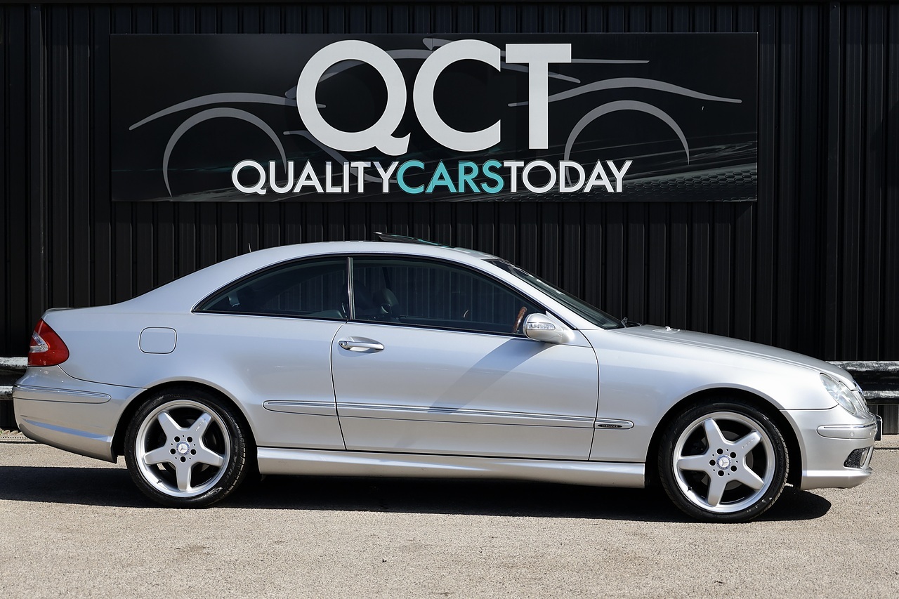 Mercedes-Benz CLK 320 Elegance Factory AMG Styling + AMG Wheels + Sunroof + Very Rare - Large 6