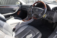 Mercedes-Benz CLK 320 Elegance Factory AMG Styling + AMG Wheels + Sunroof + Very Rare - Thumb 7