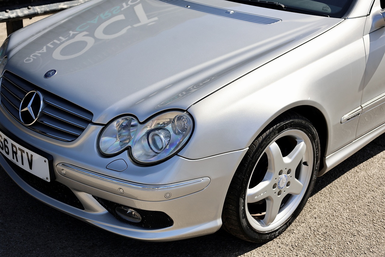 Mercedes-Benz CLK 320 Elegance Factory AMG Styling + AMG Wheels + Sunroof + Very Rare - Large 33