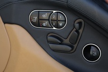 Mercedes-Benz SL 350 AMG Sport Pack AMG Sports Pack + Pano Roof + Air Scarf - Thumb 22