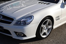 Mercedes-Benz SL 350 AMG Sport Pack AMG Sports Pack + Pano Roof + Air Scarf - Thumb 28