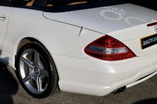 Mercedes-Benz SL 350 AMG Sport Pack AMG Sports Pack + Pano Roof + Air Scarf - Thumb 31