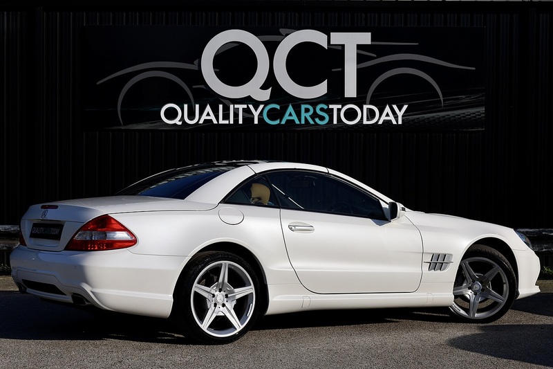 Mercedes-Benz SL 350 AMG Sport Pack AMG Sports Pack + Pano Roof + Air Scarf Image 12