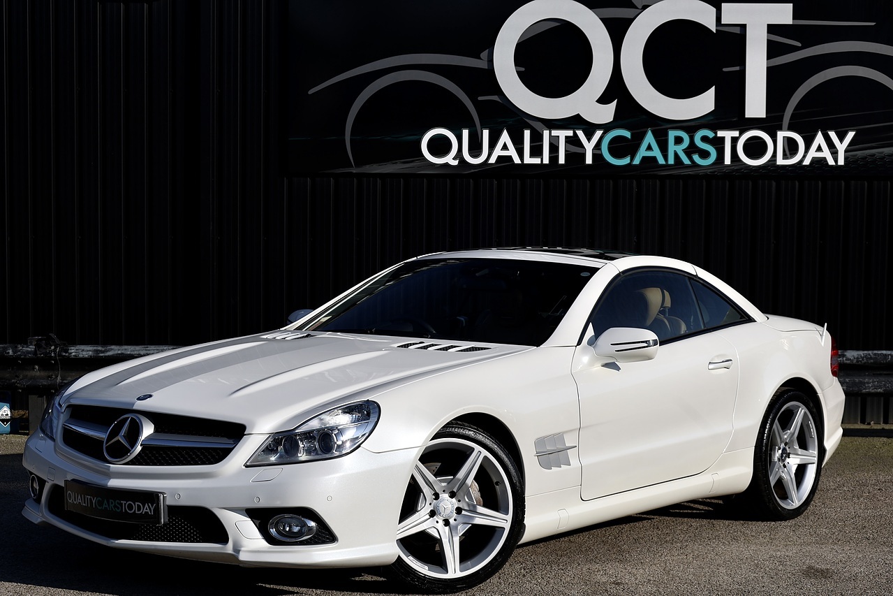 Mercedes-Benz SL 350 AMG Sport Pack AMG Sports Pack + Pano Roof + Air Scarf - Large 11