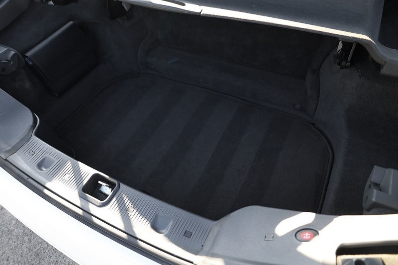 Mercedes-Benz SL 350 AMG Sport Pack AMG Sports Pack + Pano Roof + Air Scarf Image 44