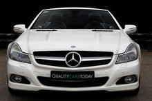 Mercedes-Benz SL 350 Sport Pack + Panoramic Roof + Air Scarf - Thumb 2
