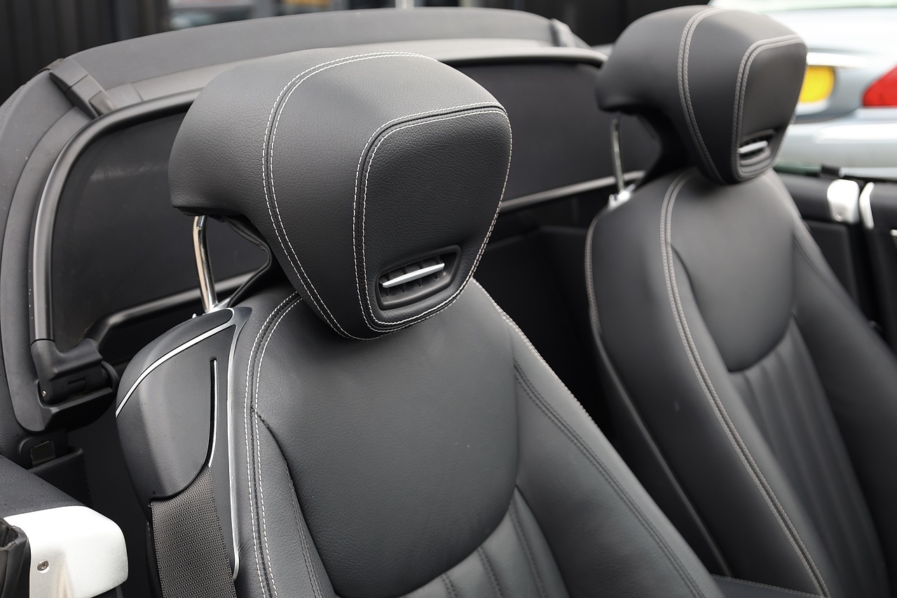 Mercedes-Benz SL 350 Sport Pack + Panoramic Roof + Air Scarf - Large 10