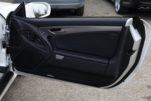 Mercedes-Benz SL 350 Sport Pack + Panoramic Roof + Air Scarf - Thumb 21