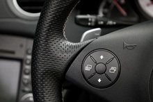 Mercedes-Benz SL 350 Sport Pack + Panoramic Roof + Air Scarf - Thumb 24