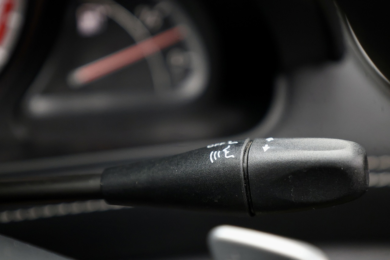 Mercedes-Benz SL 350 Sport Pack + Panoramic Roof + Air Scarf - Large 27