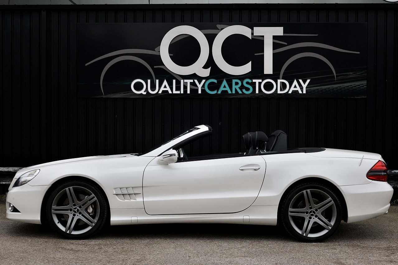 Mercedes-Benz SL 350 Sport Pack + Panoramic Roof + Air Scarf - Large 1