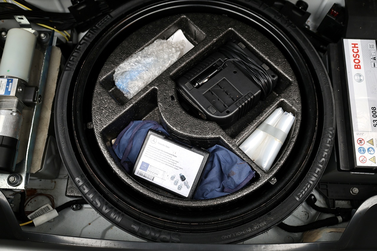 Mercedes-Benz SL 350 Sport Pack + Panoramic Roof + Air Scarf - Large 45